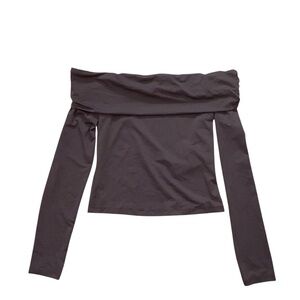 Chic Off-Shoulder Long Sleeve Top in Brown